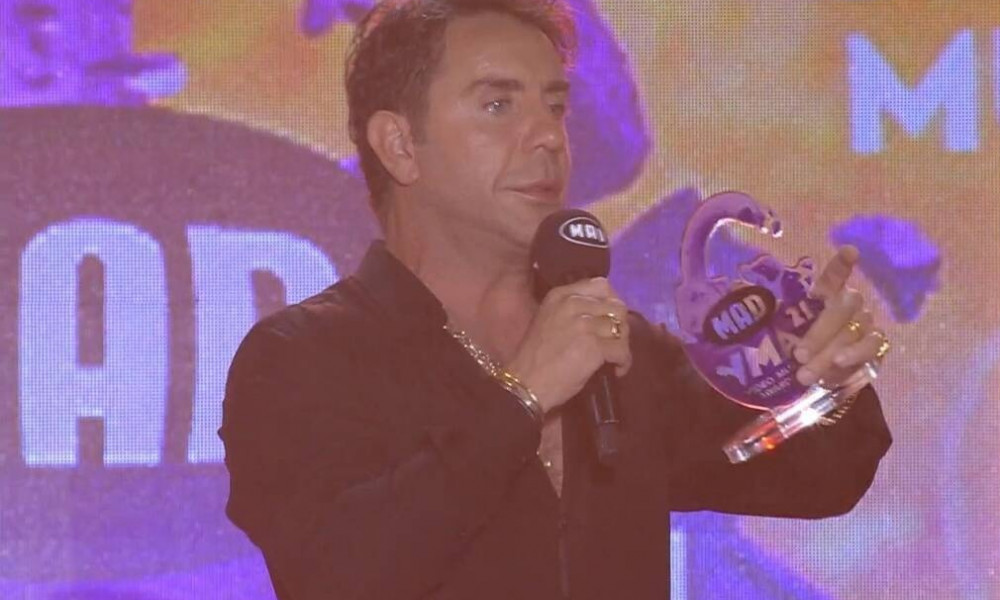 MAD VMA 21: Οι νικητές και όλες οι εμφανίσεις της λαμπερής βραδιάς (videos)