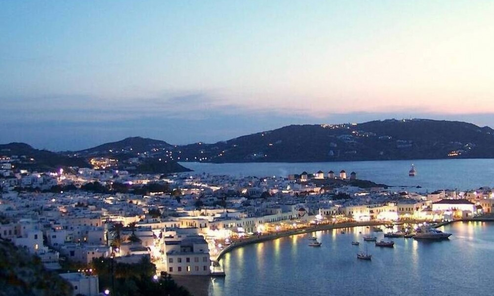 Lockdown στη Μύκονο: Τέσσερις ομάδες ΟΠΚΕ καταφθάνουν στο νησί