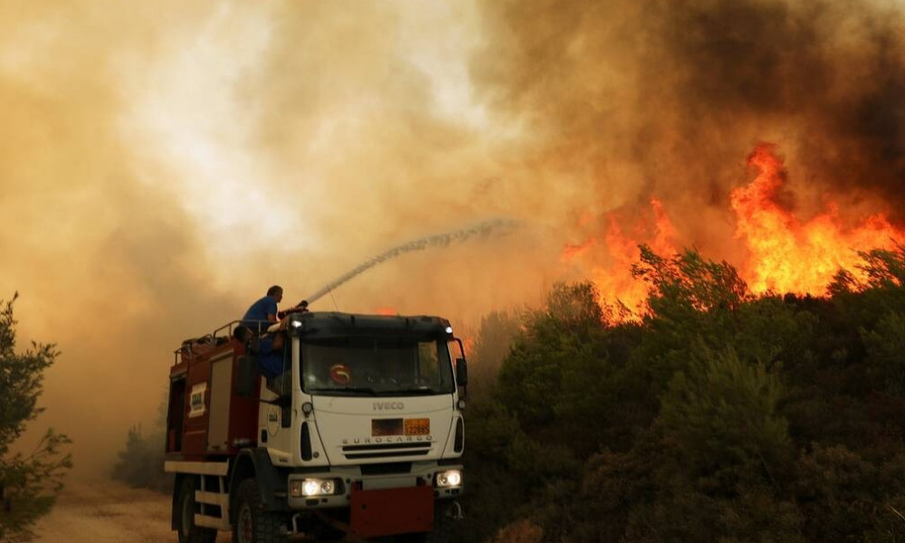 Στο Πειθαρχικό παραπέμπεται δικηγόρος με το «Κάνω προσευχή να καεί η Εκάλη»