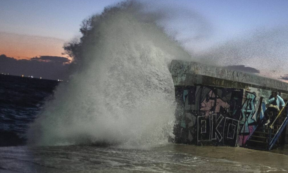 Κακοκαιρία: Ξεκίνησε η πρώτη φάση της επέλασής της από τα βόρεια - Πότε θα βρέξει στην Αττική