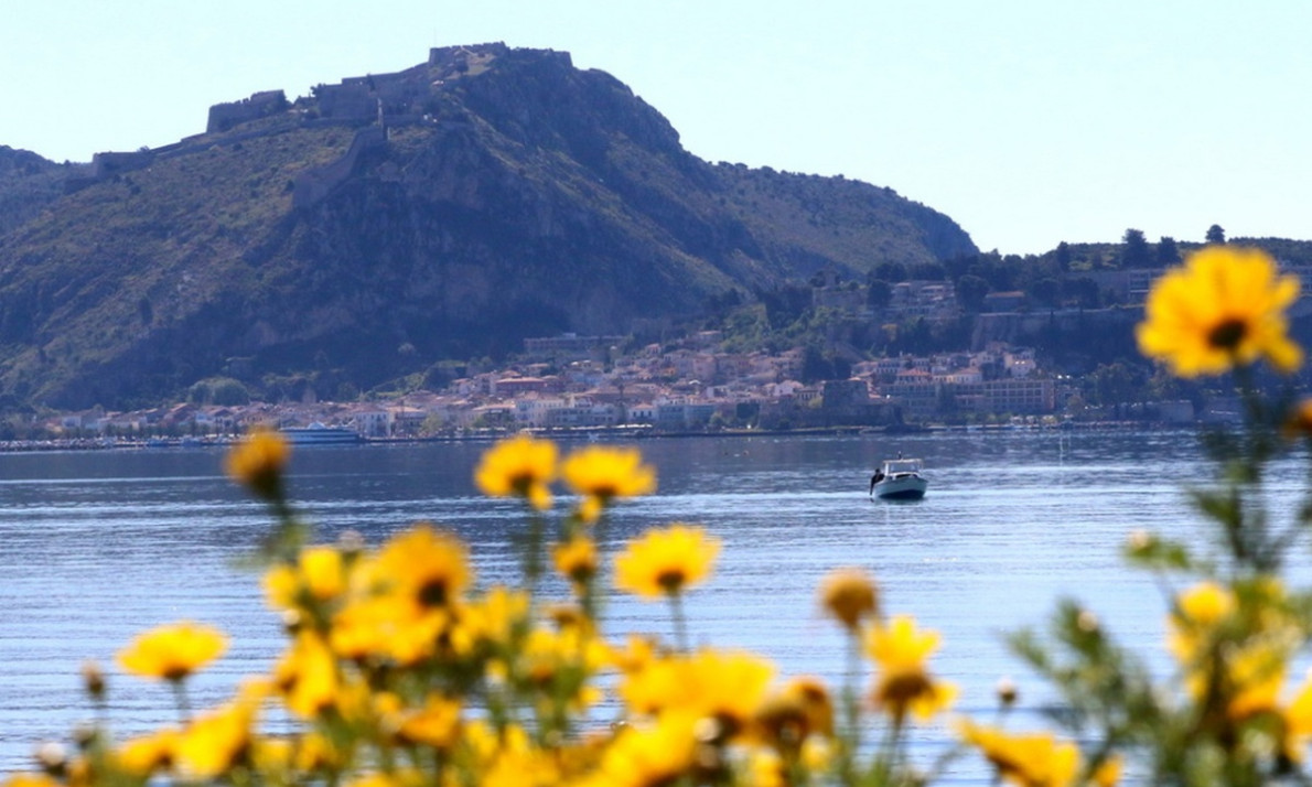 Καιρός: Ηλιόλουστη η Τετάρτη! «Κατεβαίνει» ο ιστορικός χιονιάς - Πού και πότε θα «χτυπήσει» (pics)