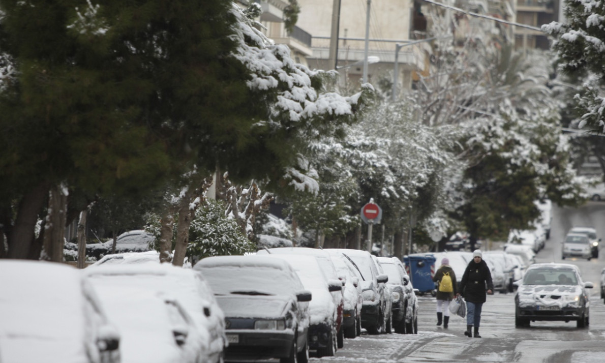 Έκτακτο δελτίο επιδείνωσης καιρού ΕΜΥ: Χιόνια στο κέντρο της Αθήνας - Πού θα χτυπήσει ο «χιονιάς»