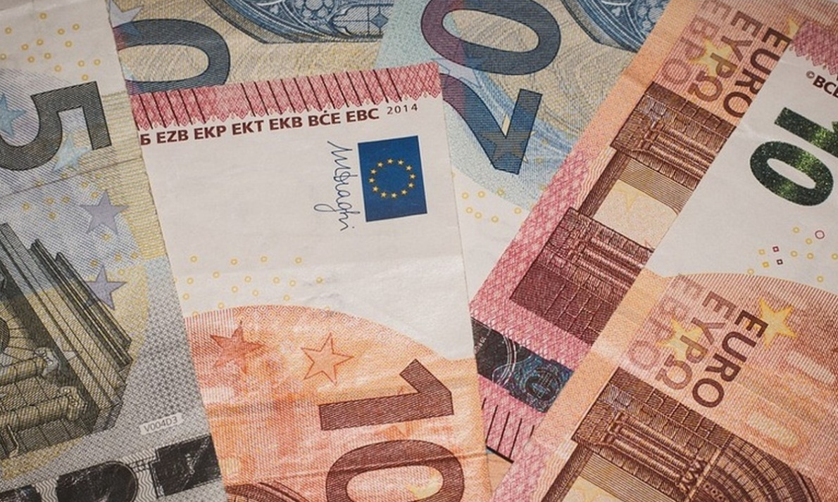 «Μπαράζ» πληρωμών: Ποιοι θα δουν χρήματα στους λογαριασμούς τους τη Μεγάλη Εβδομάδα