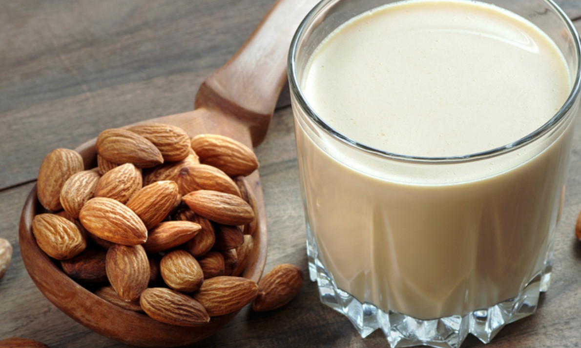 Τροφές πλούσιες σε ασβέστιο και βιταμίνη D για την προστασία των οστών (εικόνες)