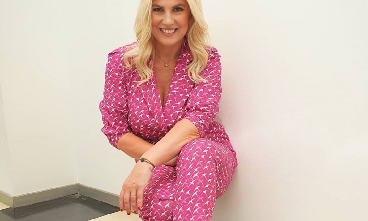 Η selfie της Ράνιας Θρασκιά με strapless μαγιό στο Instagram και το μήνυμα