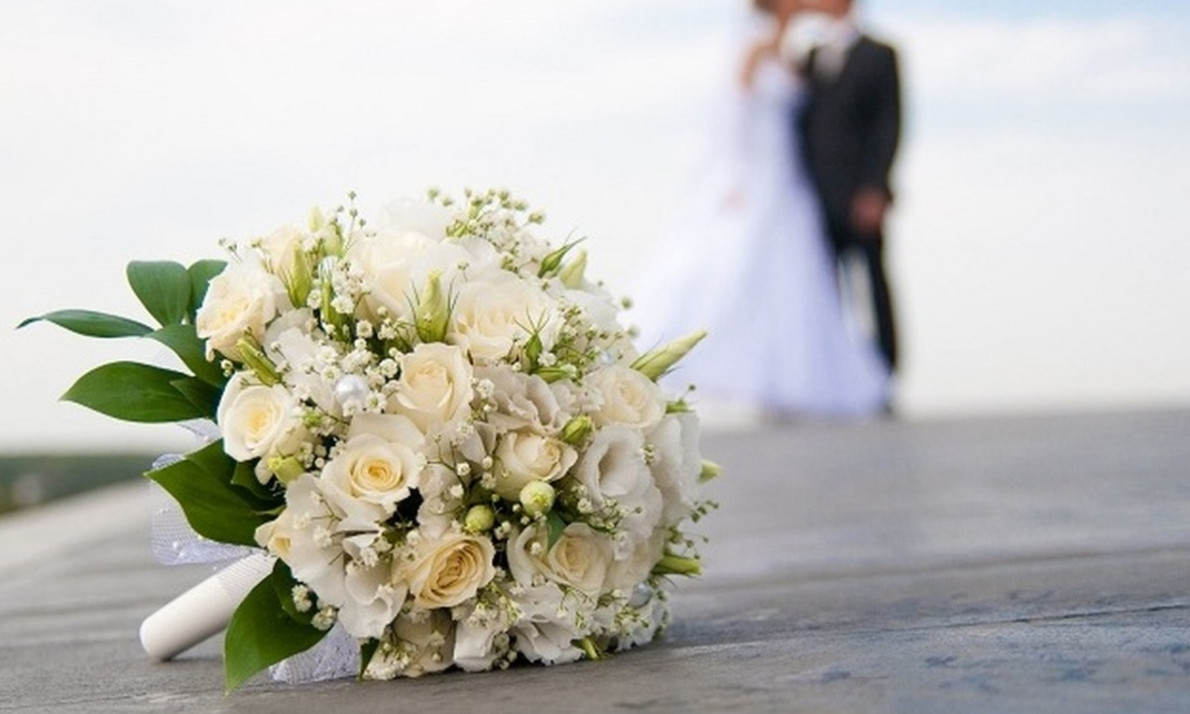 Γνωστό ζευγάρι παντρεύεται και το ανακοίνωσε στο Instagram