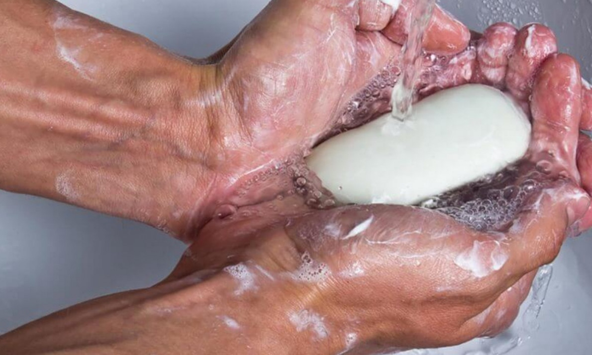 Οι 9 «αθώες» καθημερινές συνήθειες που αφαιρούν χρόνια ζωής (εικόνες)