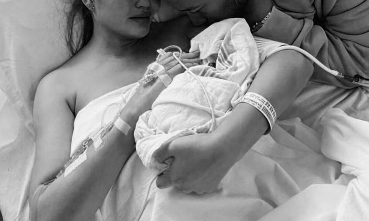 Συντετριμμένοι από τον χαμό του μωρού τους! Το σπαρακτικό μήνυμα (photos)