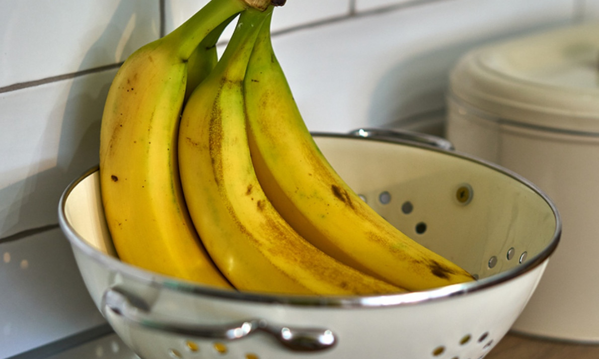 Έχετε ώριμες μπανάνες; Φτιάξτε αυτά τα δύο γλυκά (vid)