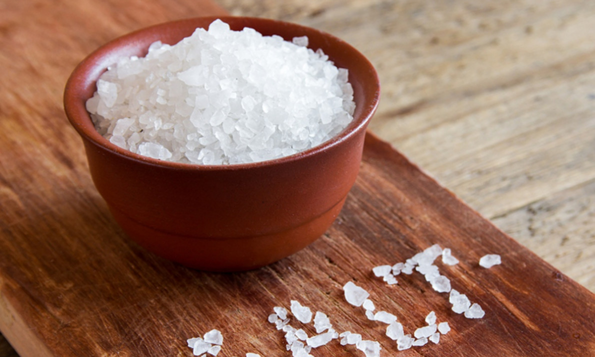 Αλάτι: Οι επιπτώσεις της υπερβολικής κατανάλωσης (εικόνες)
