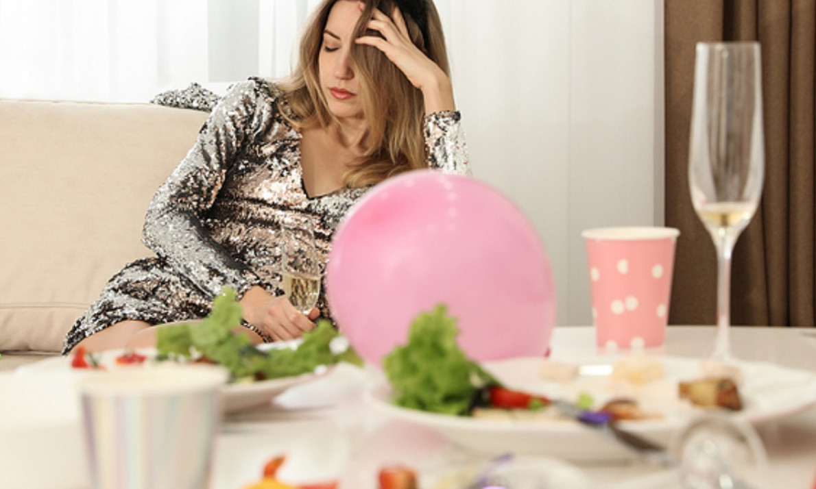 Hangover: 4 επιστημονικά αποδεδειγμένοι τρόποι αντιμετώπισης (εικόνες)