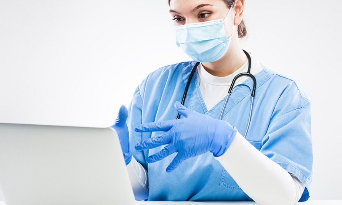 Κορονοϊός: Οι επιπτώσεις της υπερβολικής χρήσης του διαδικτύου κατά τη διάρκεια του εγκλεισμού