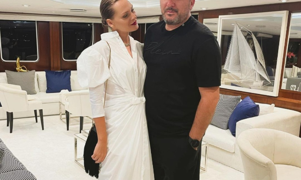 Υβόννη Μπόσνιακ: Η τρυφερή φωτογραφία με τον Ρέμο στα γενέθλιά της