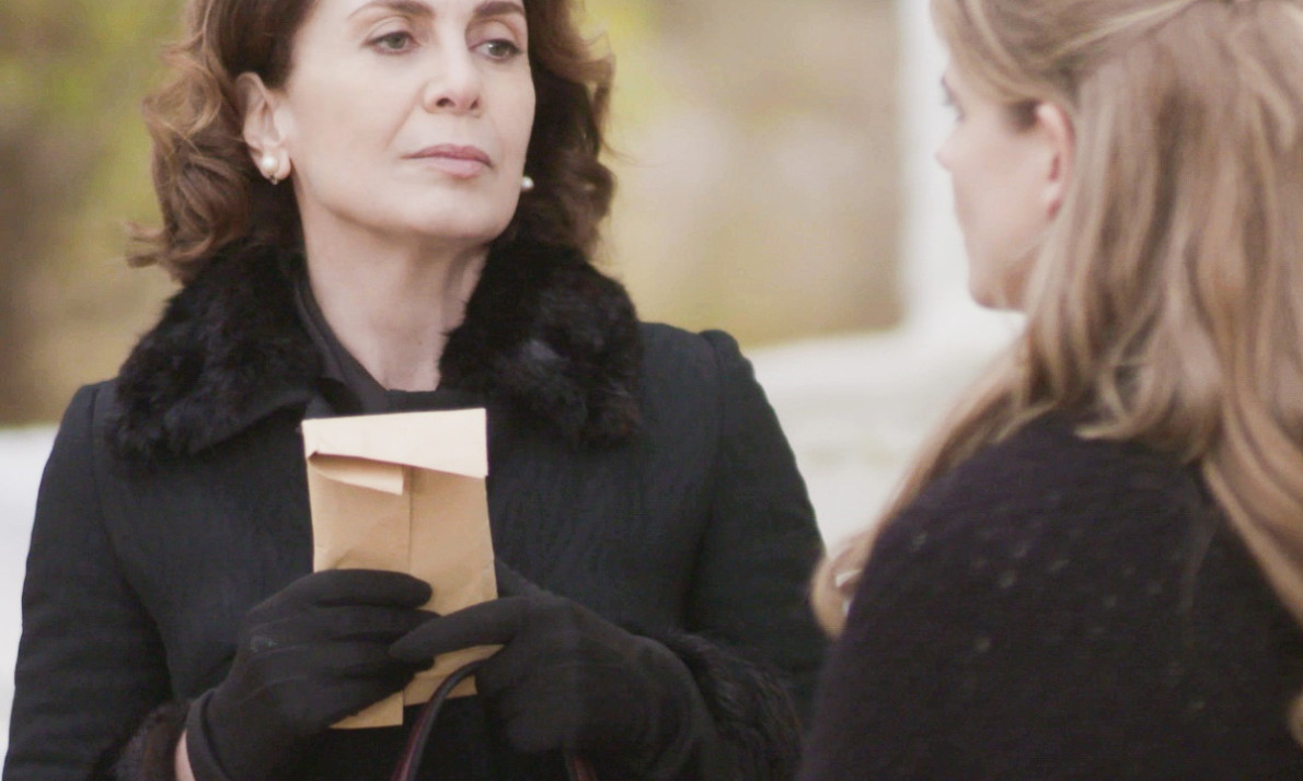 Spoiler Άγριες Μέλισσες: Θάνατοι στο Διαφάνι και θρίλερ με την πατρότητα των γιων της Μυρσίνης