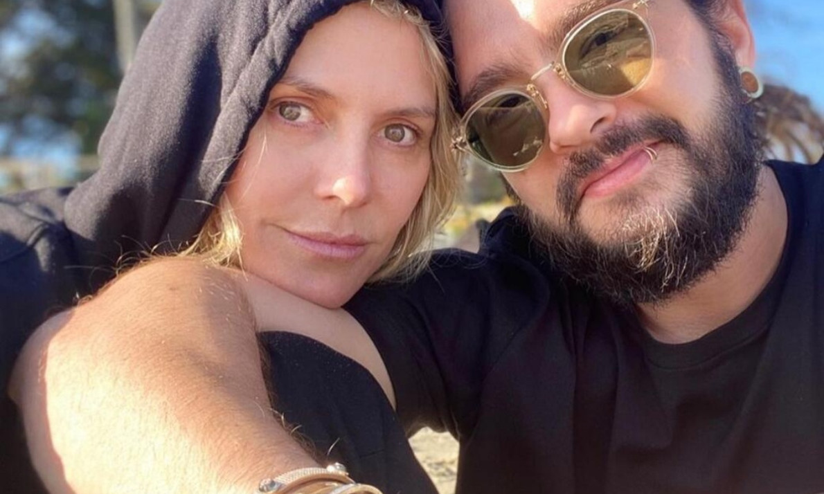 Heidi Klum: Η topless πόζα στο Instagram και το φιλί που έγινε viral
