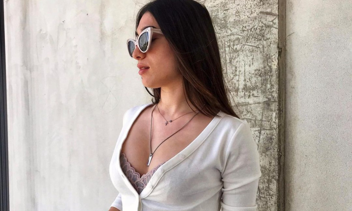 Η κόρη του Γιάννη Πλούταρχου πήρε το πτυχίο της και το γιορτάζει ...στη Μύκονο (Photos)