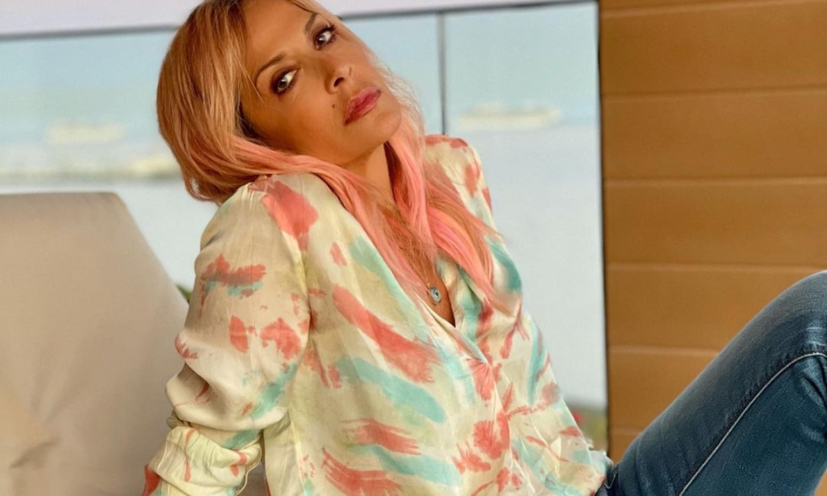 Άννα Βίσση: Η υπέροχη φωτογραφία με τις 4 γενιές της οικογένειάς της