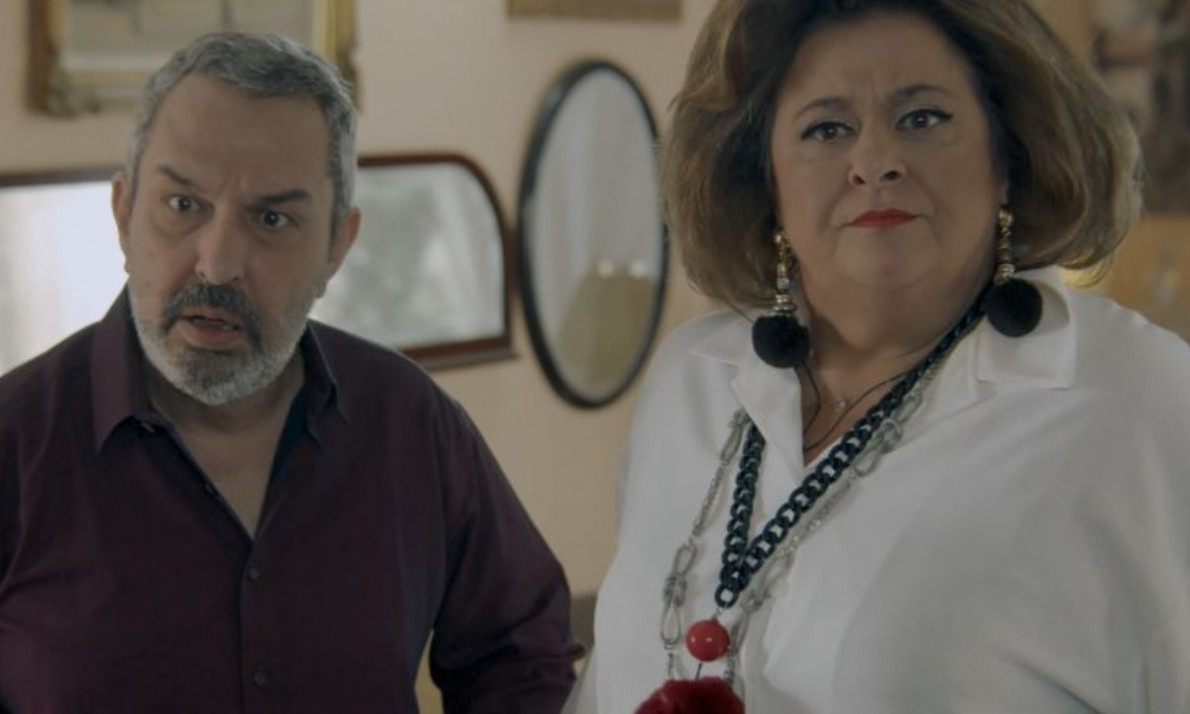 Συμπέθεροι απ' τα Τίρανα: Οι Άγριες Μέλισσες και το GNTM πήγαν Κουδουνάρι - Οι επικές ατάκες