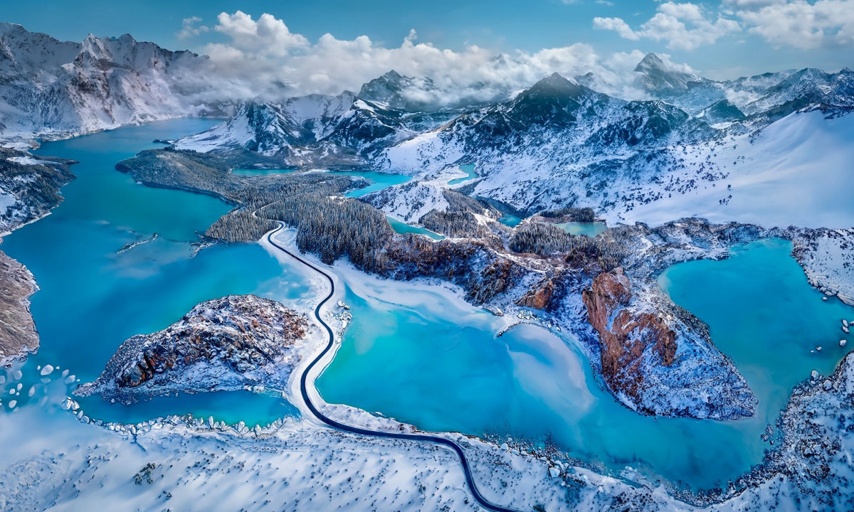 Δεκέμβριος 2025: Ποιοι πλανήτες επηρεάζουν τη ζωή σου;