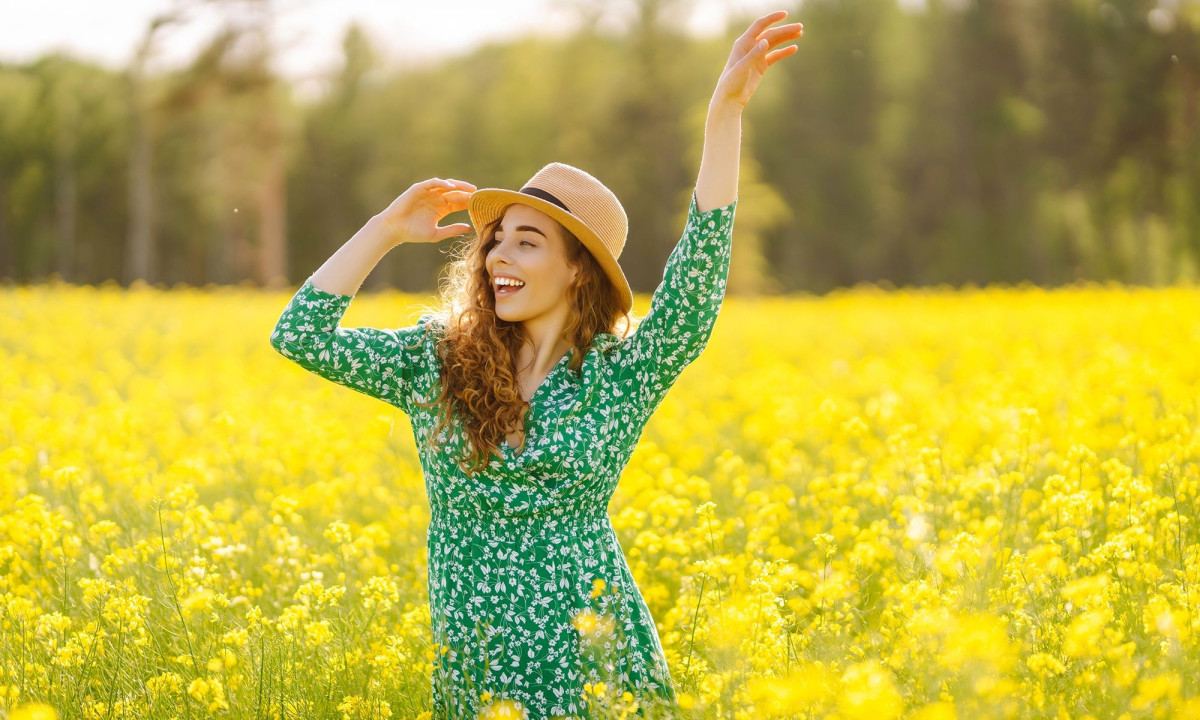 Ημερήσιες Προβλέψεις για όλα τα Ζώδια, 19/04/26: Ηρεμία που διαταράσσεται το βράδυ