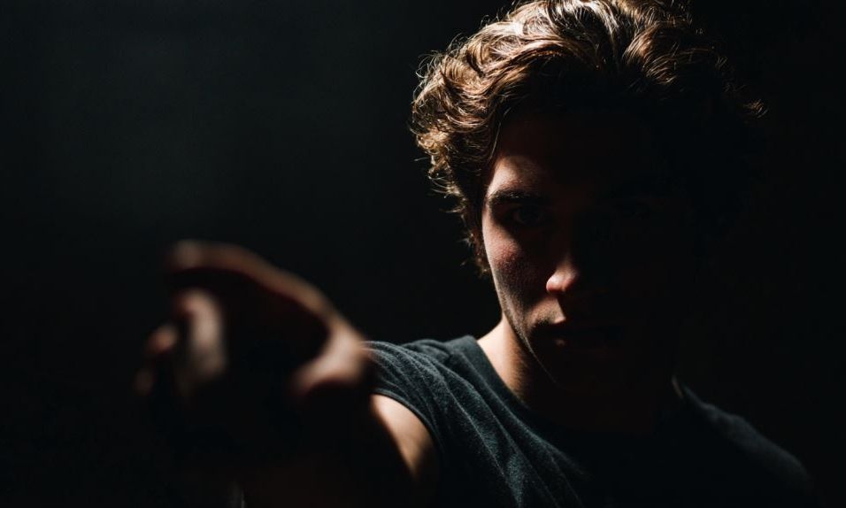 Ζώδια Σήμερα 25/04: Αντιμέτωποι με το «κακό»