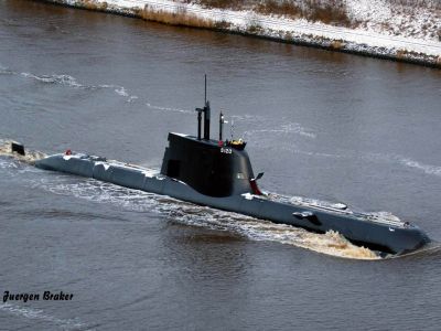 Παπανικολής-Το ...ανάδρομο υποβρύχιο