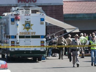 Το μακελειό της Τουσόν-Ο κρίκος του Πλούτωνα