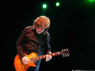 Empty Rooms now for Gary Moore
