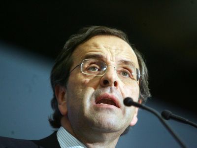 Ζάππειο 2-Μια φθηνή παράσταση σε πανάκριβο ντεκόρ