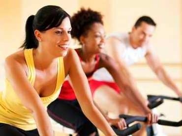 To αλκοόλ μας... "χτίζει" κορμί