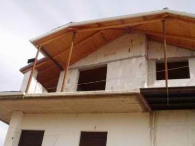 Παίρνουν πίσω το φόρο για σοφίτες και ημιυπαίθριους