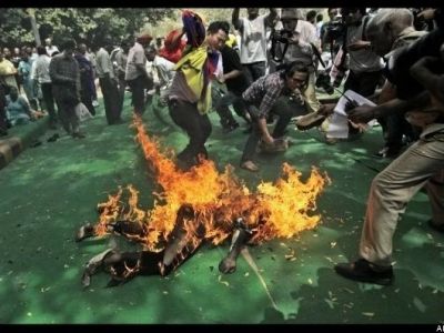 Σοκ από την αυτοπυρπόληση Θιβετιανού