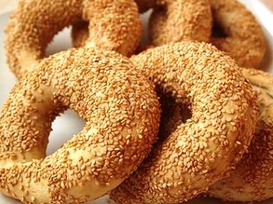 «Ελληνοτουρκικός πόλεμος» για το κουλούρι Θεσσαλονίκης