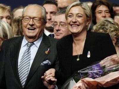 Η οικογένεια Λεπέν και η φωτογράφηση στο Playboy