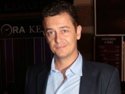 Ζώδια και αστέρια: Σρόιτερ-Ο Άγιος Βασίλης του έφερε το καλύτερο δώρο, την κορούλα του!