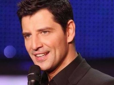 Ζώδια και αστέρια: The Voice: Ο Σάκης Ρουβάς αντιμέτωπος με καρέκλες που δεν γυρίζουν