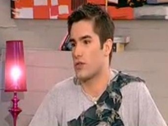 Ζώδια και αστέρια: Άρης Πλασκασοβίτης - Το παιδικό τραύμα, το τραύλισμα και η ψυχανάλυση