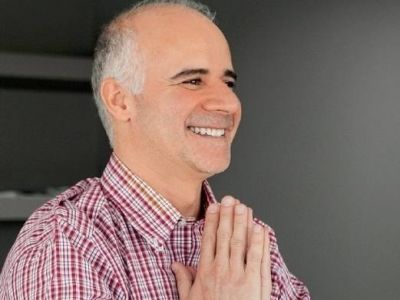 Ζώδια και αστέρια: Μητσικώστας - Ποιους αποκαλεί «Λαμογιοπ@@στες και λαμογιοπ@@τανιτσες»;