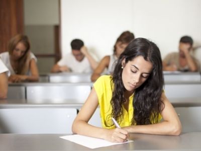 Πανελλήνιες εξετάσεις 2014: Οι τάσεις για τις 4/6