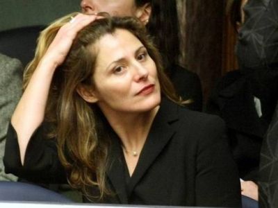 Η Μπέτυ Μπαζιάνα και η καυτή σοκολάτα