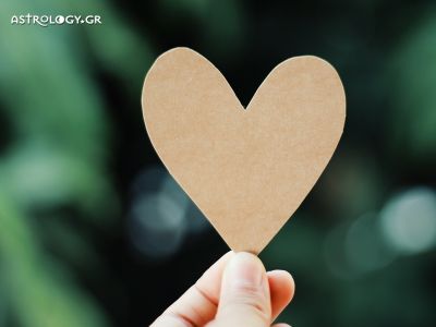 Ερωτική εβδομάδα 22/05 - 28/05: Προβλέψεις για όλα τα ζώδια