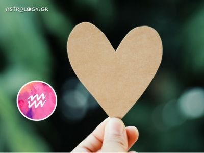 Υδροχόος: Πρόβλεψη Ερωτικής Εβδομάδας 22/05 - 28/05