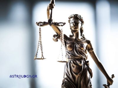 Πλησιάζει η ώρα των δικαστών; Τι λένε τα άστρα;