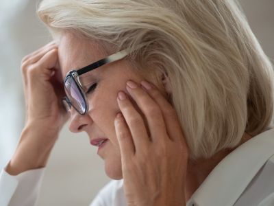 Απώλεια δοντιών μετά την εμμηνόπαυση: Οι κίνδυνοι για την καρδιά