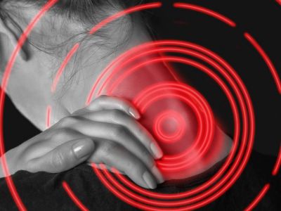 Οστεόφυτα ή άλατα στον αυχένα: Πώς θα προλάβετε τους πόνους (εικόνες)