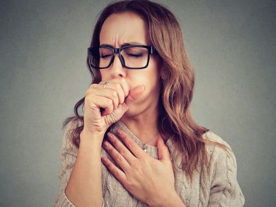 Λοίμωξη ανώτερου αναπνευστικού: Τα σημάδια που «δείχνουν» πνευμονία (φωτο)