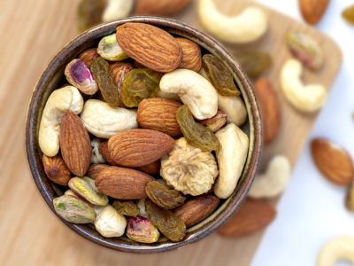 Οι καλύτεροι & οι χειρότεροι ξηροί καρποί για όσους κάνουν δίαιτα (εικόνες)