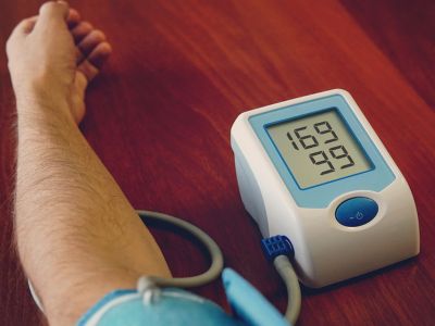 Ανθεκτική υπέρταση: Οι σοβαρές επιπτώσεις στην υγεία (εικόνες)