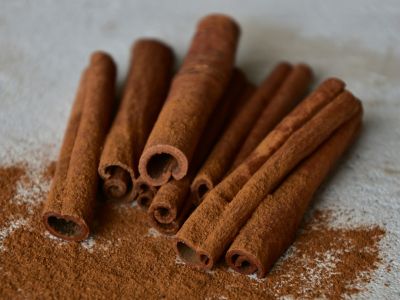 Διαβήτης και κανέλα: Τι πρέπει να γνωρίζετε (βίντεο)
