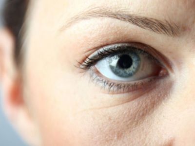 Δέκα σημάδια ασθένειας που φαίνονται στο πρόσωπο (φωτο)